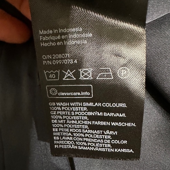 🛍️NWOT.Looks good with a belt! Sexy soft button up shirt dress Size XS - Picture 8 of 9